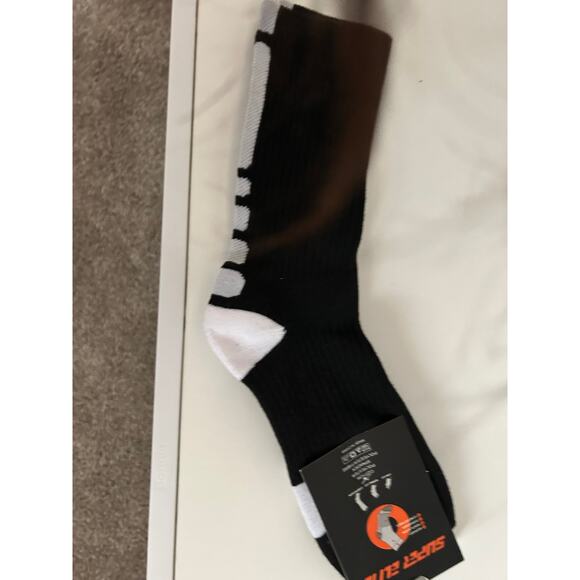 Super Elite Compression Sports Socks - Picture 2 of 2